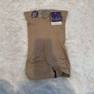 Hi-Waist body short
